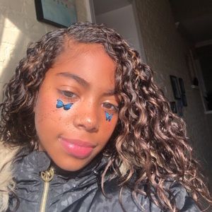 Meet your Posher, Bella